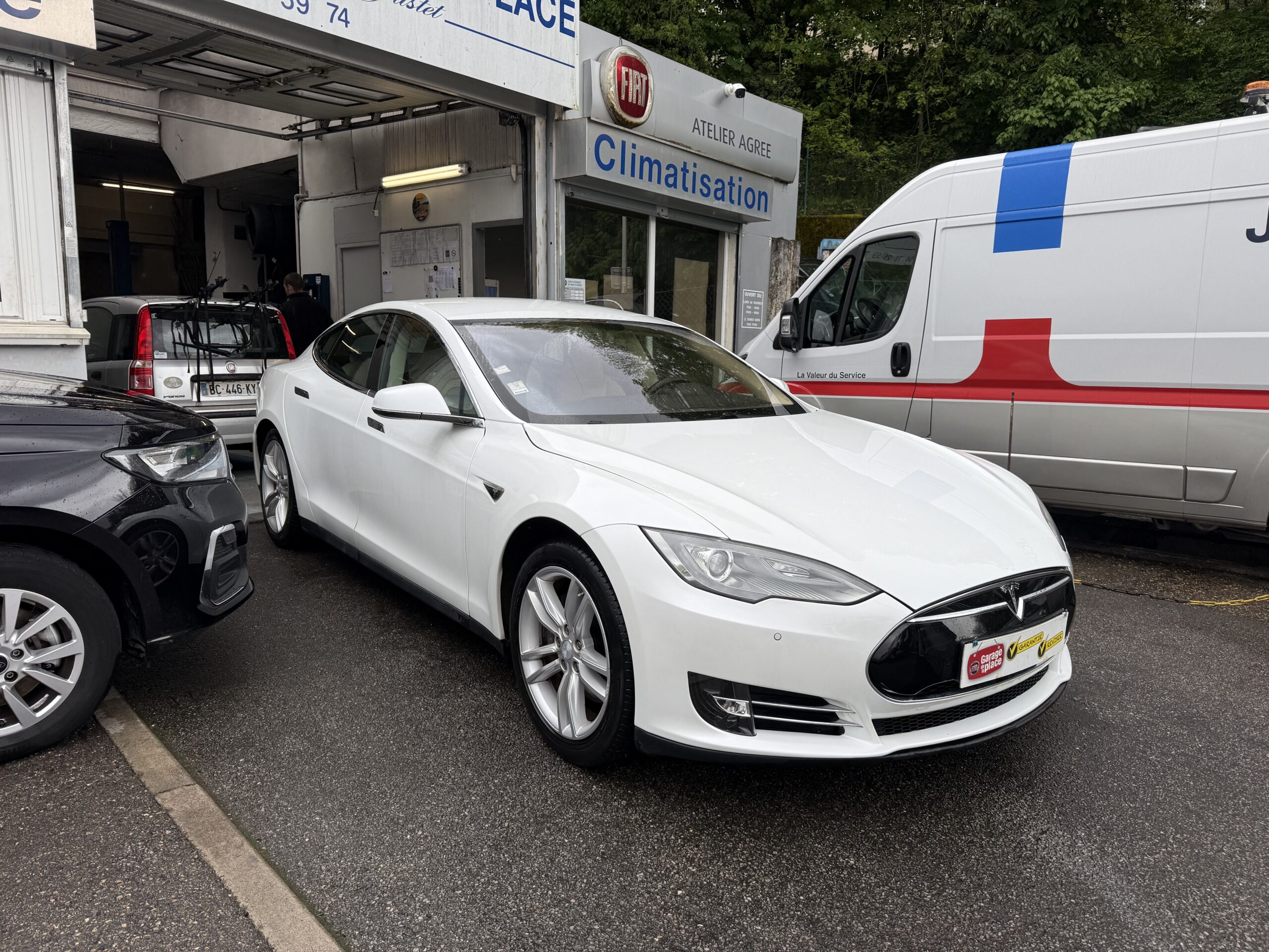 TESLA Model S 60 – Image 9