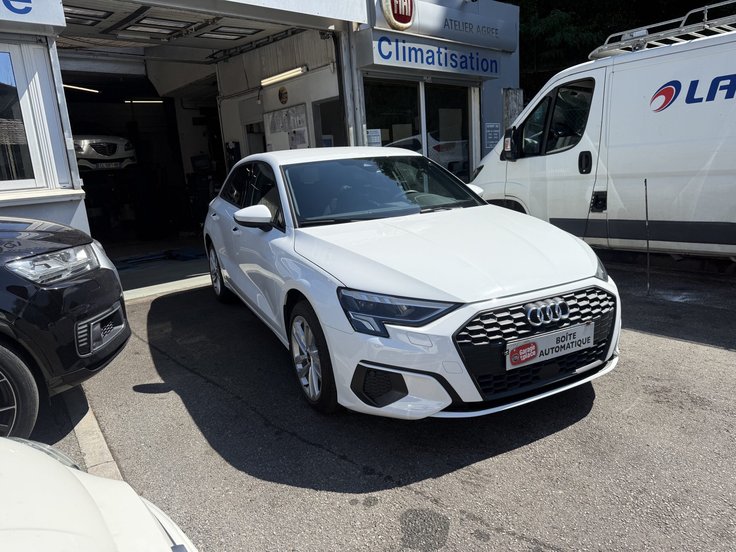 AUDI A3 Sportback 40 TFSIe 204 – Image 13