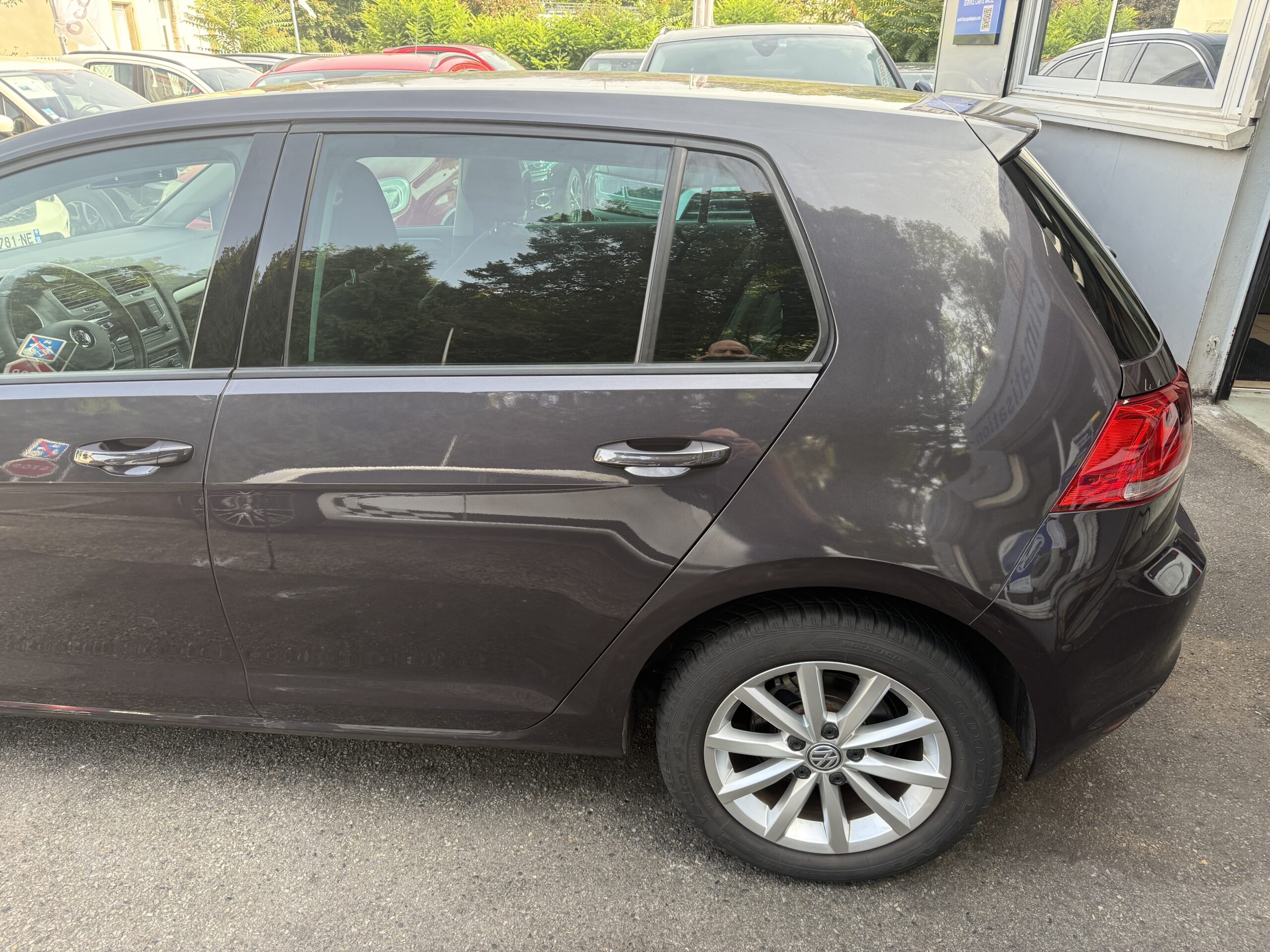 VOLKSWAGEN Golf VII 1.2 TSI 85 Lounge Bluemotion Tech – Image 15