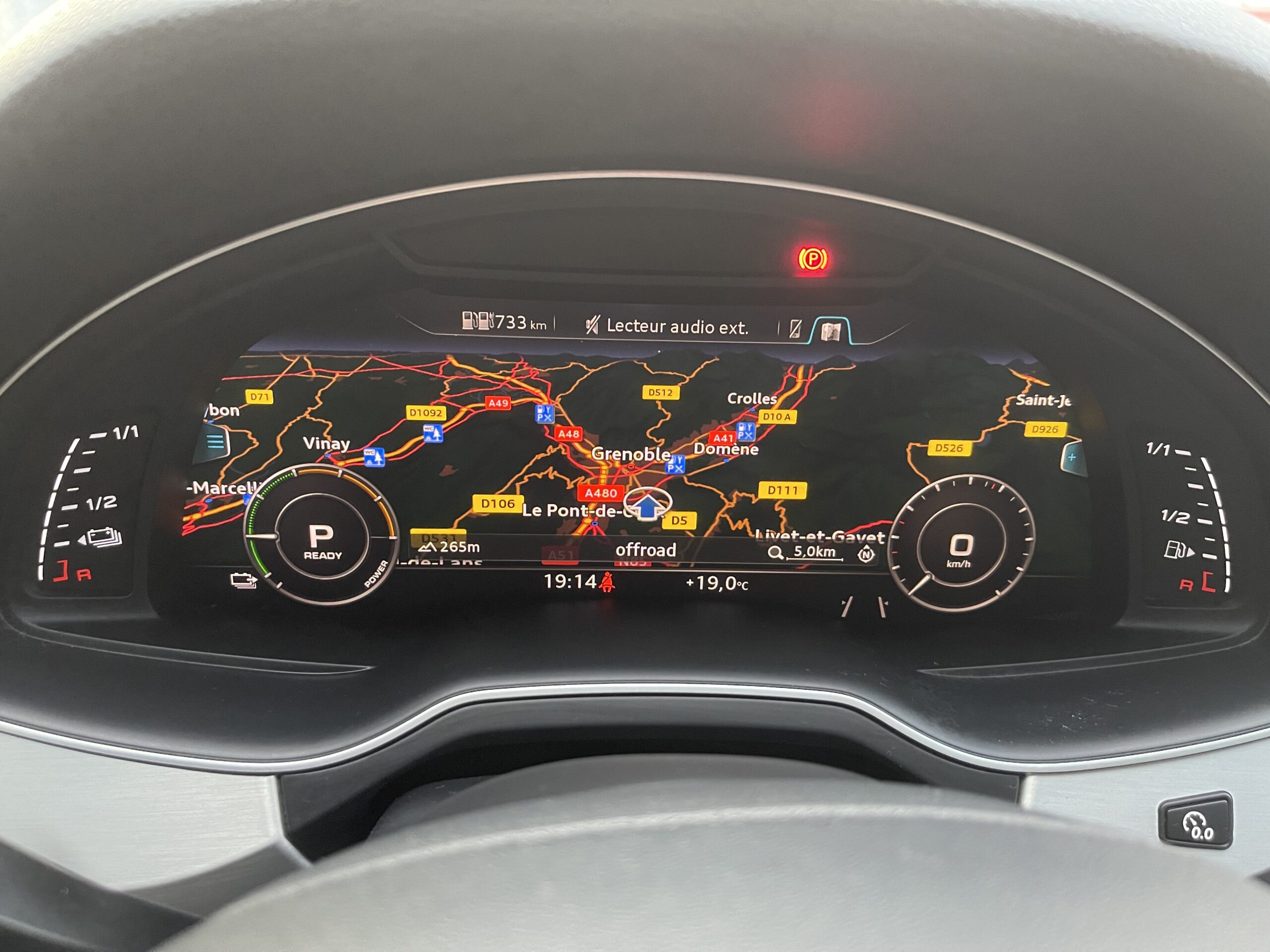 AUDI Q7 E-tron Avus Quattro Tiptronic 8 – Image 2