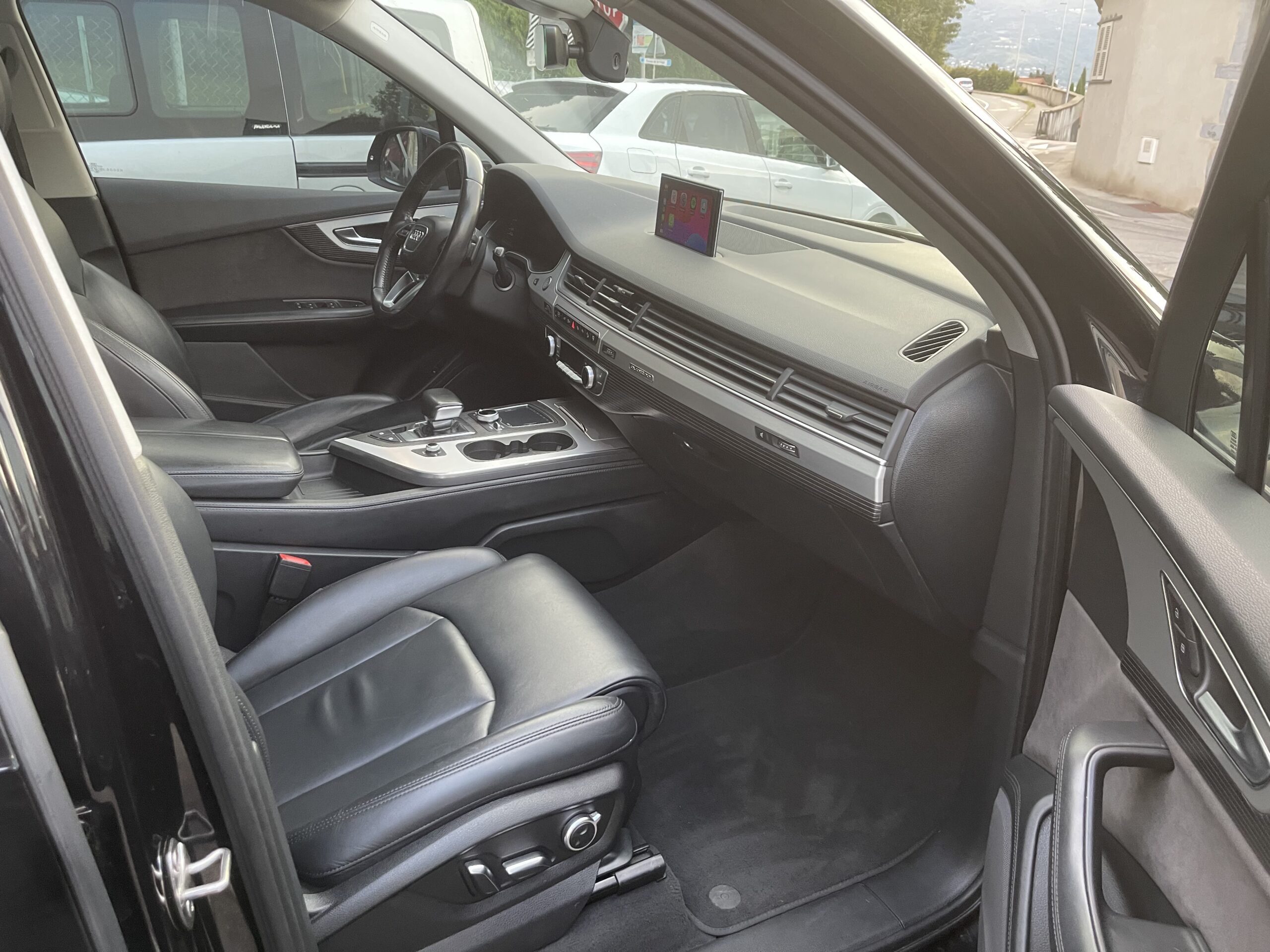 AUDI Q7 E-tron Avus Quattro Tiptronic 8 – Image 17