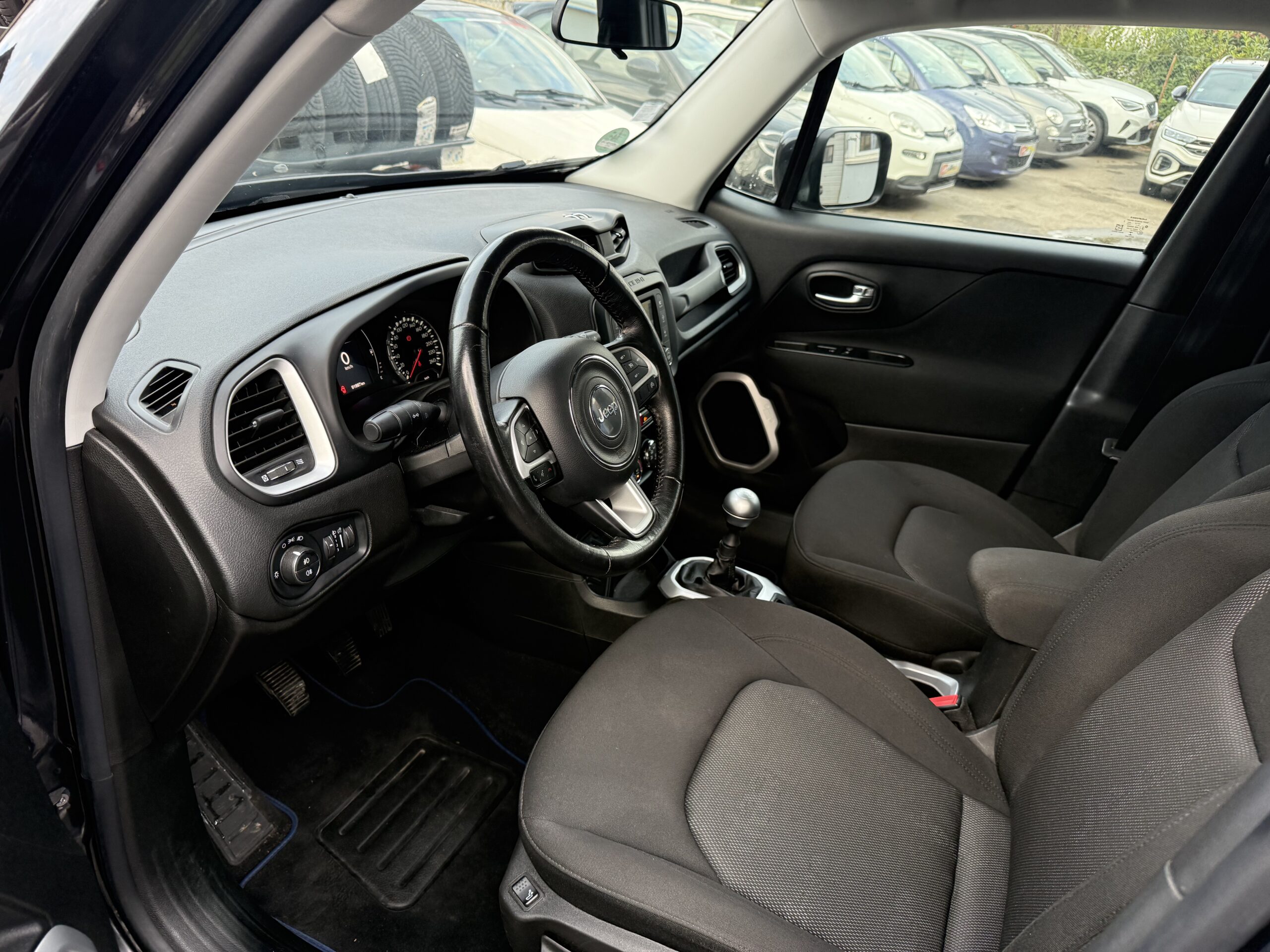 JEEP Renegade 1.6 E-torq 110 Longitude FWD – Image 6