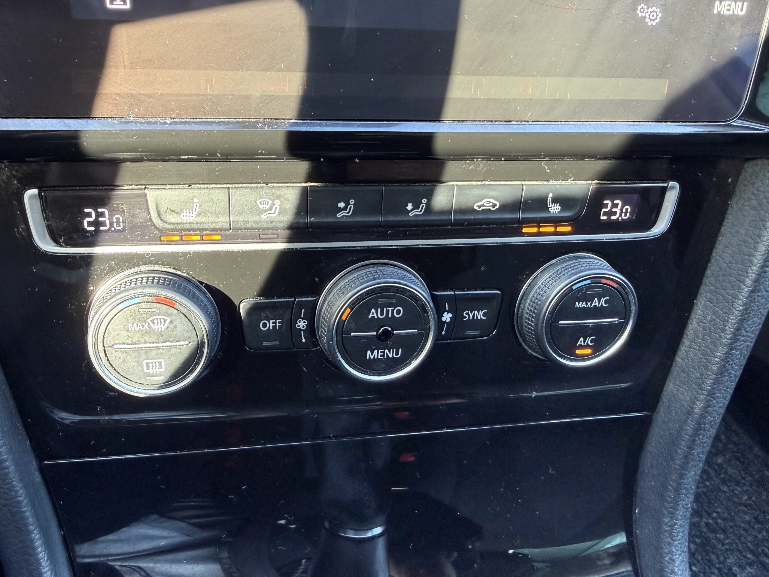 VOLKSWAGEN GOLF VII 1.0 TSI 110 Bluemotion Technology Sound – Image 8