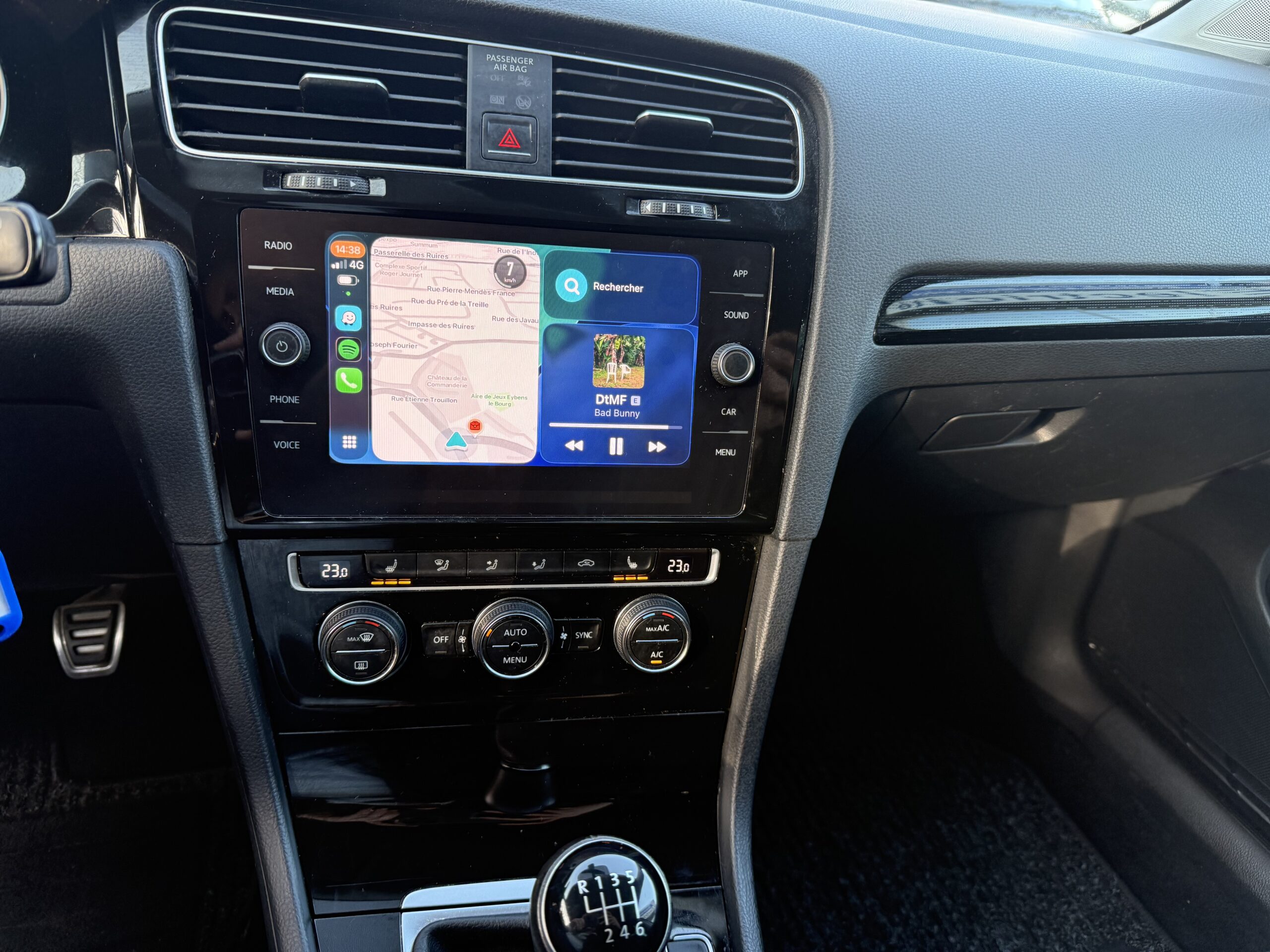 VOLKSWAGEN GOLF VII 1.0 TSI 110 Bluemotion Technology Sound – Image 4