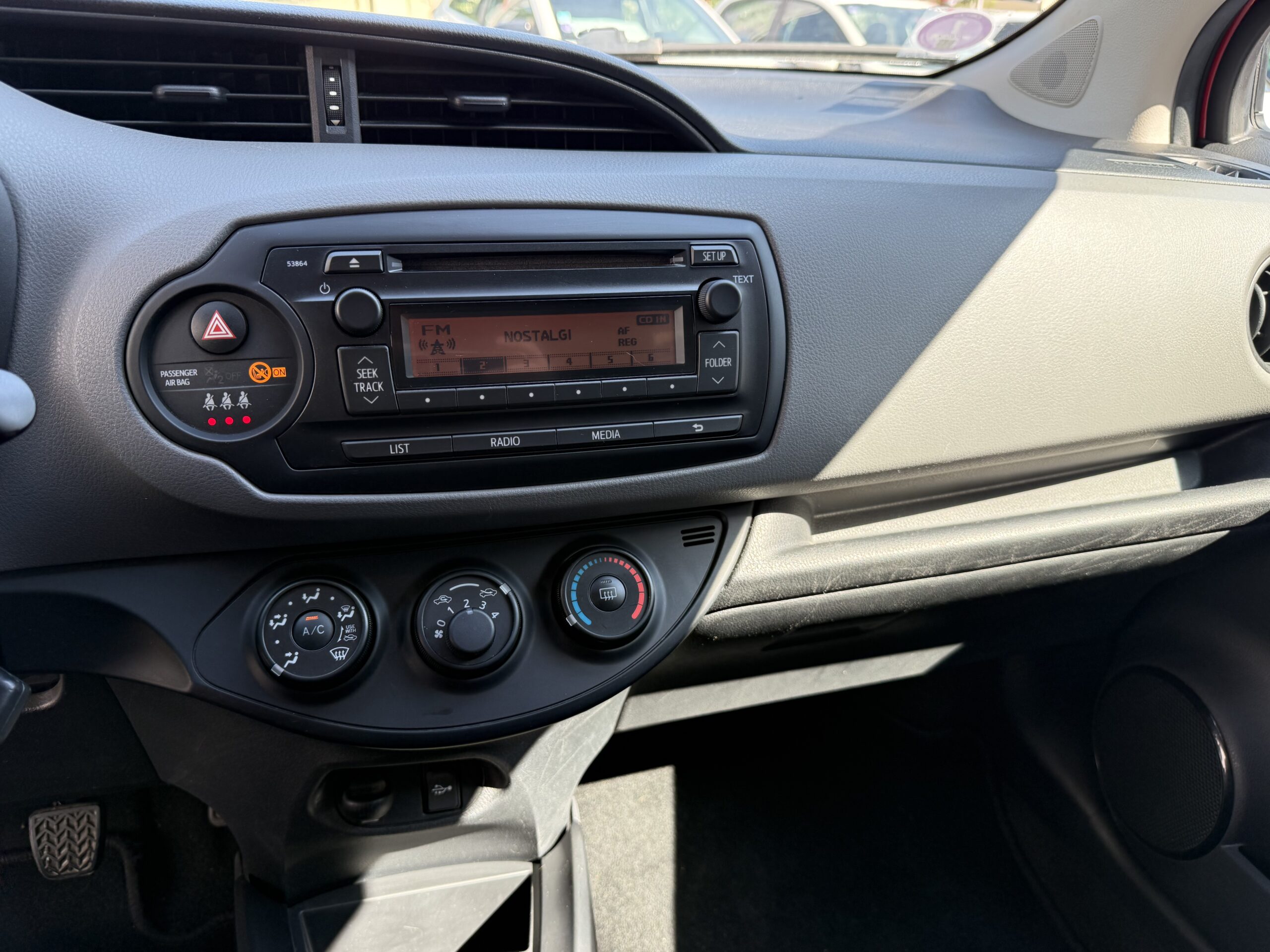 TOYOTA Yaris III 1.0 68ch Active – Image 7