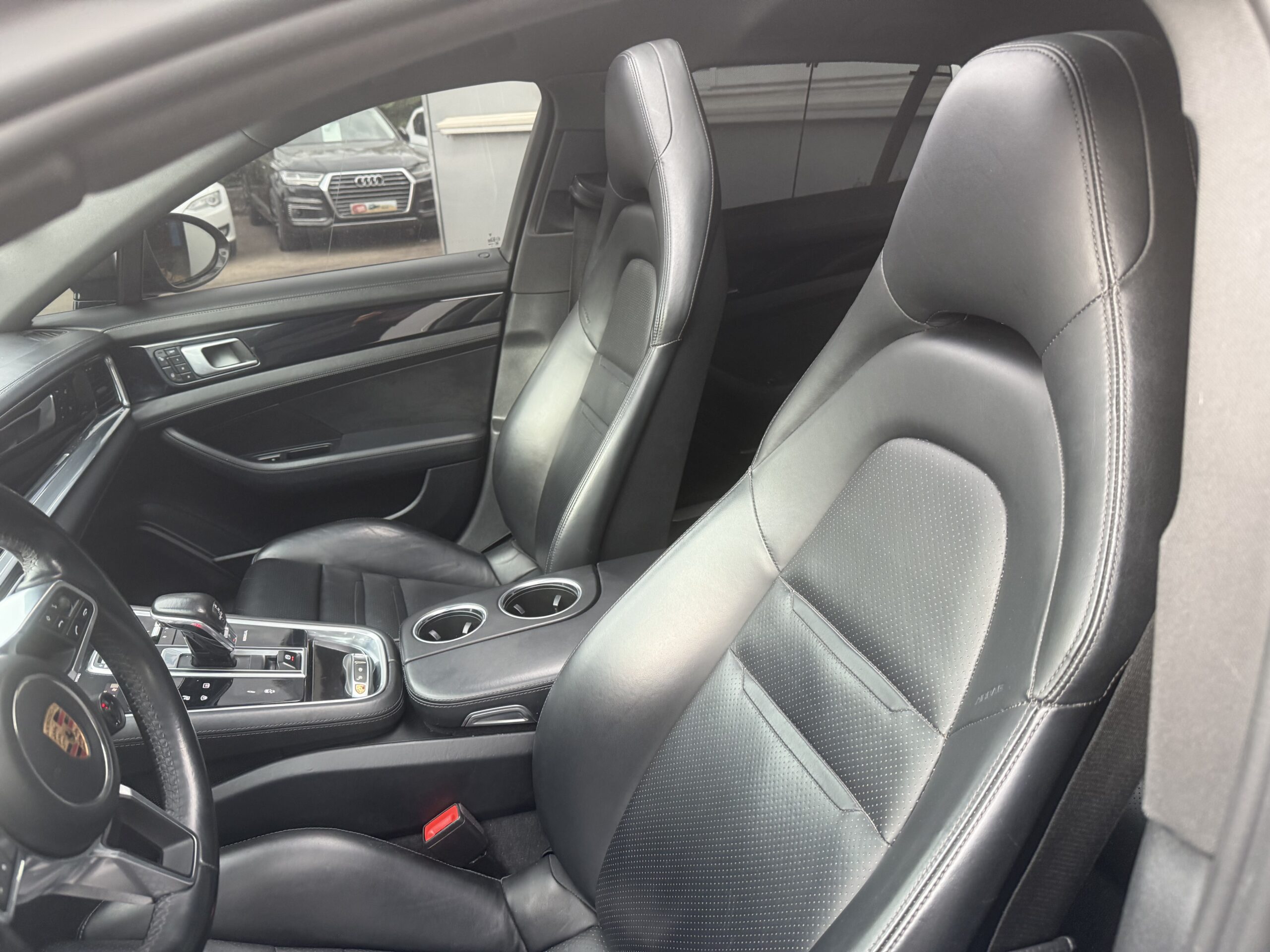 Porsche Panamera Sport Turismo 4 E-Hybrid 971 PDK – Image 32