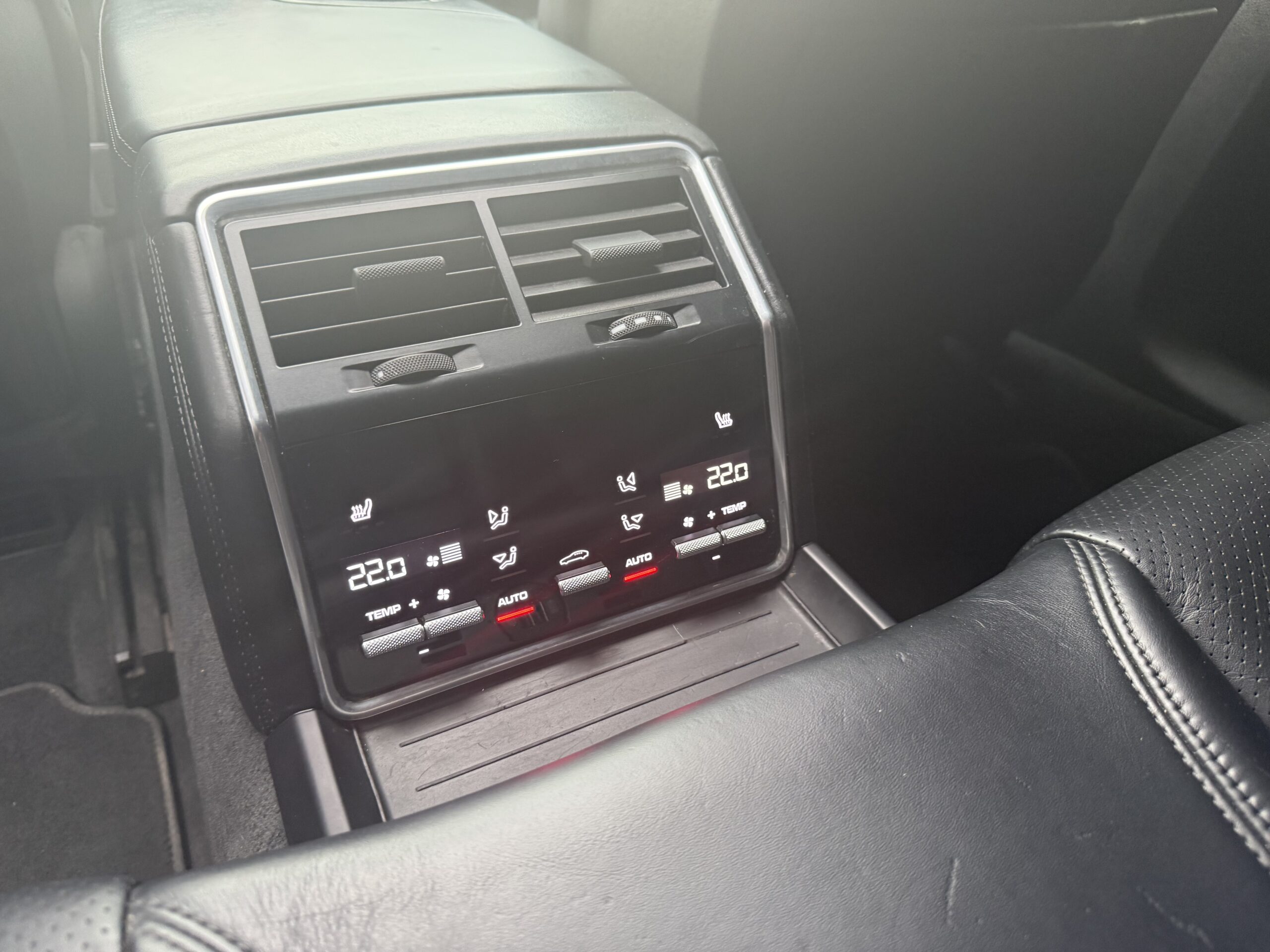 Porsche Panamera Sport Turismo 4 E-Hybrid 971 PDK – Image 29