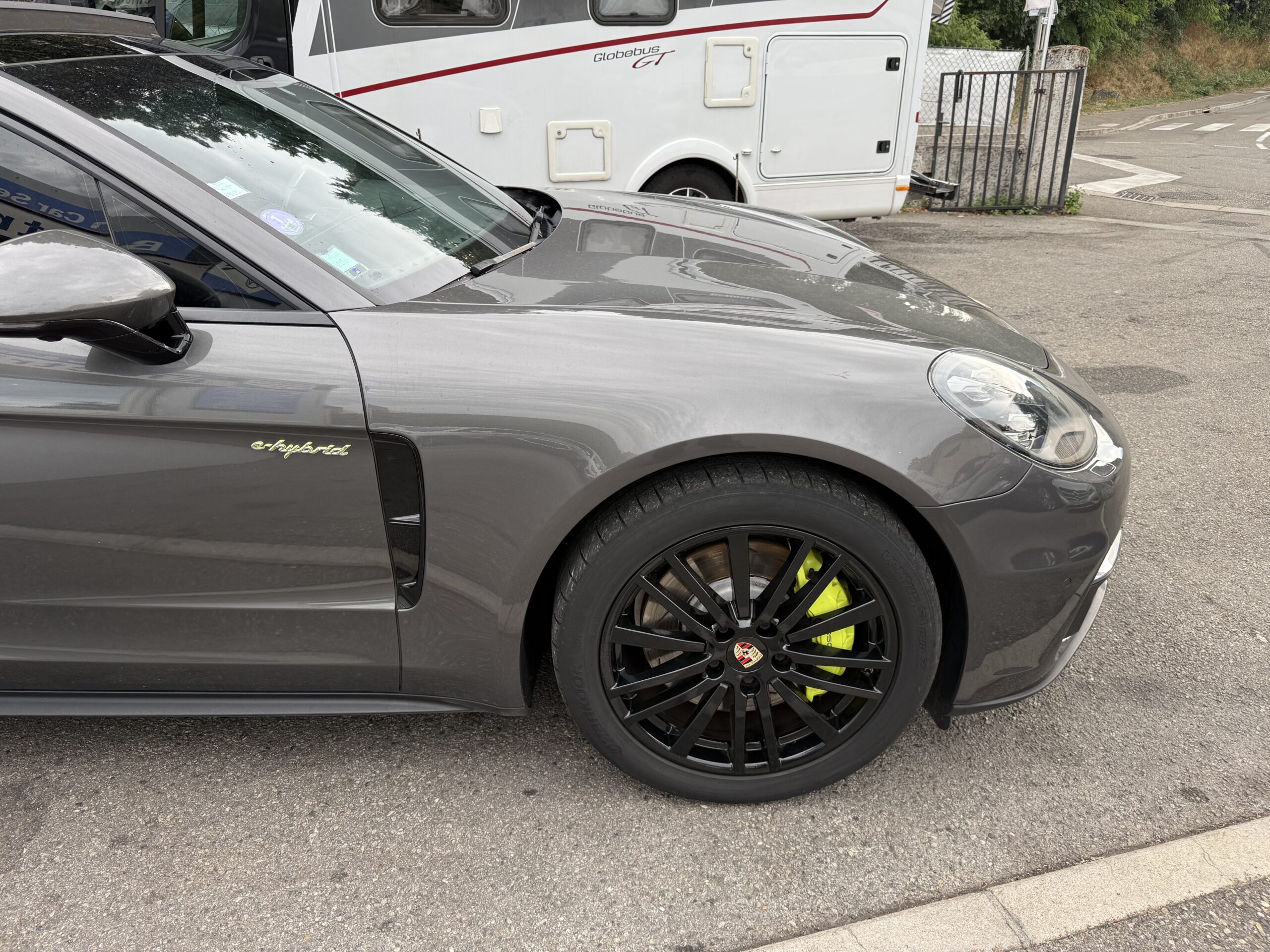 Porsche Panamera Sport Turismo 4 E-Hybrid 971 PDK – Image 25