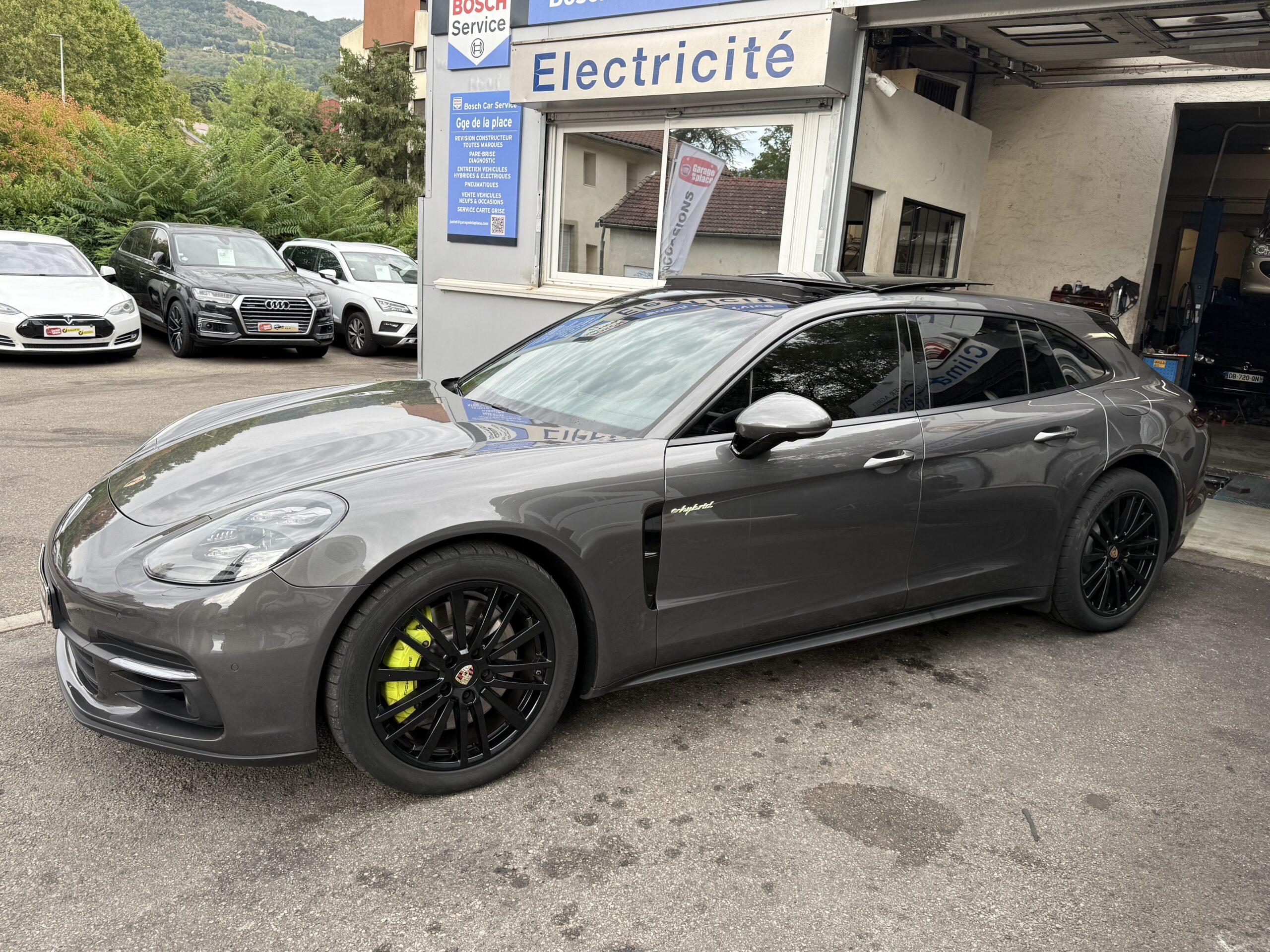 Porsche Panamera Sport Turismo 4 E-Hybrid 971 PDK – Image 20