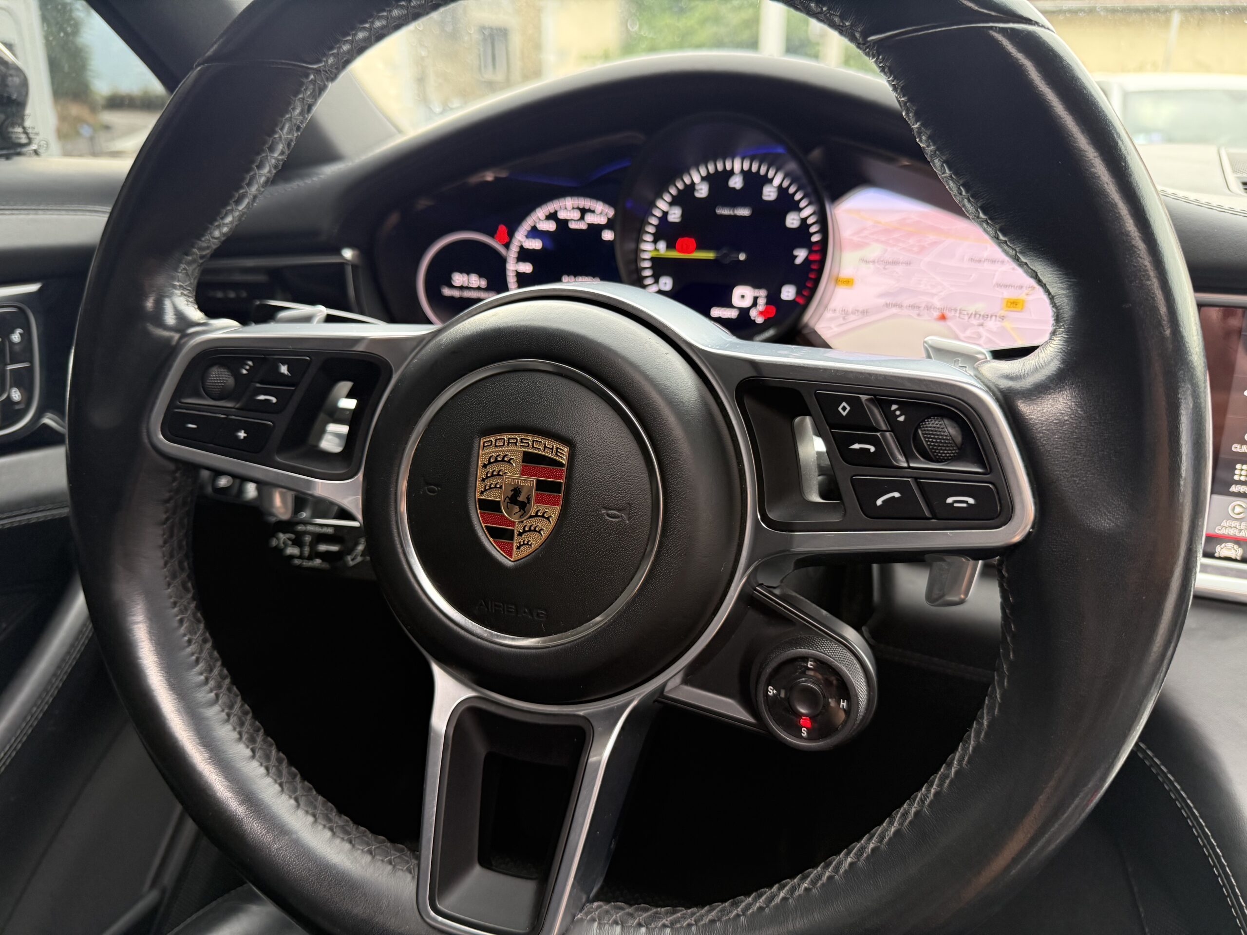 Porsche Panamera Sport Turismo 4 E-Hybrid 971 PDK – Image 11